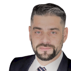 Dr. Rodrigo  Neiva DDS